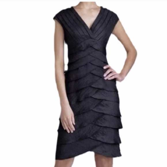Adrianna Papell Dresses & Skirts - Adrianna Papell shutter ruffle pleated cocktail/prom dress black sz 10